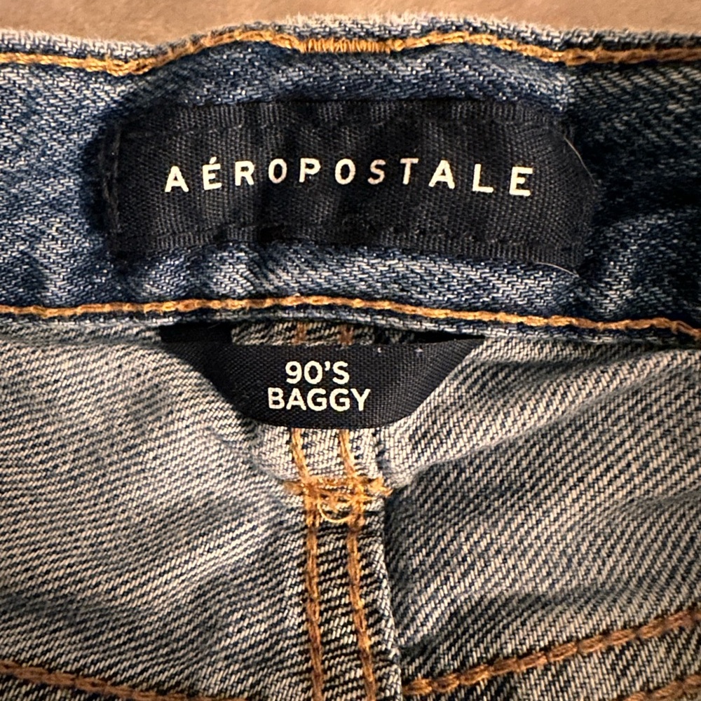 Distressed Ripped Blue Jeans - Picture 3 of 4